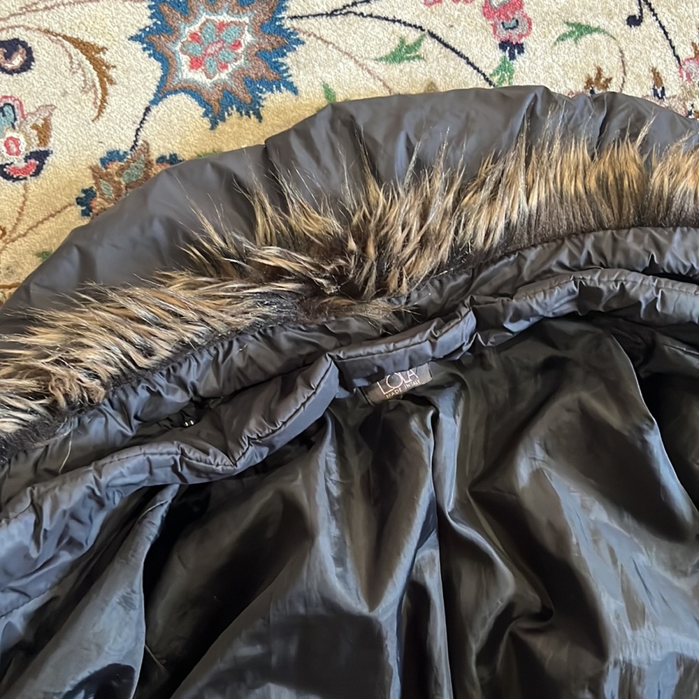 Lola Puffer Jacket - Picture 2 of 6